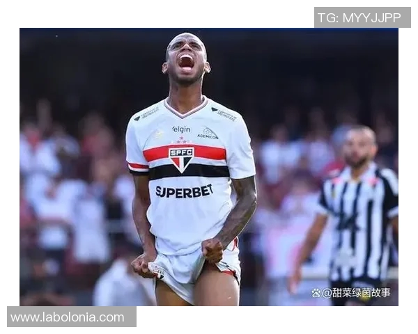 巴勤斯与利马联盟的激烈对决揭示了南美足球的魅力与竞争力